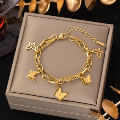 Fashionable 18k Gold Multi Butterfly Pendant Bracelet